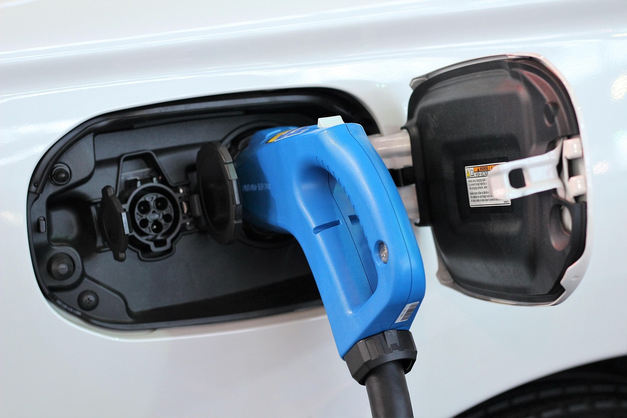 「比亚迪最后一款燃油车」〃比亚迪燃油车什么时候停产
