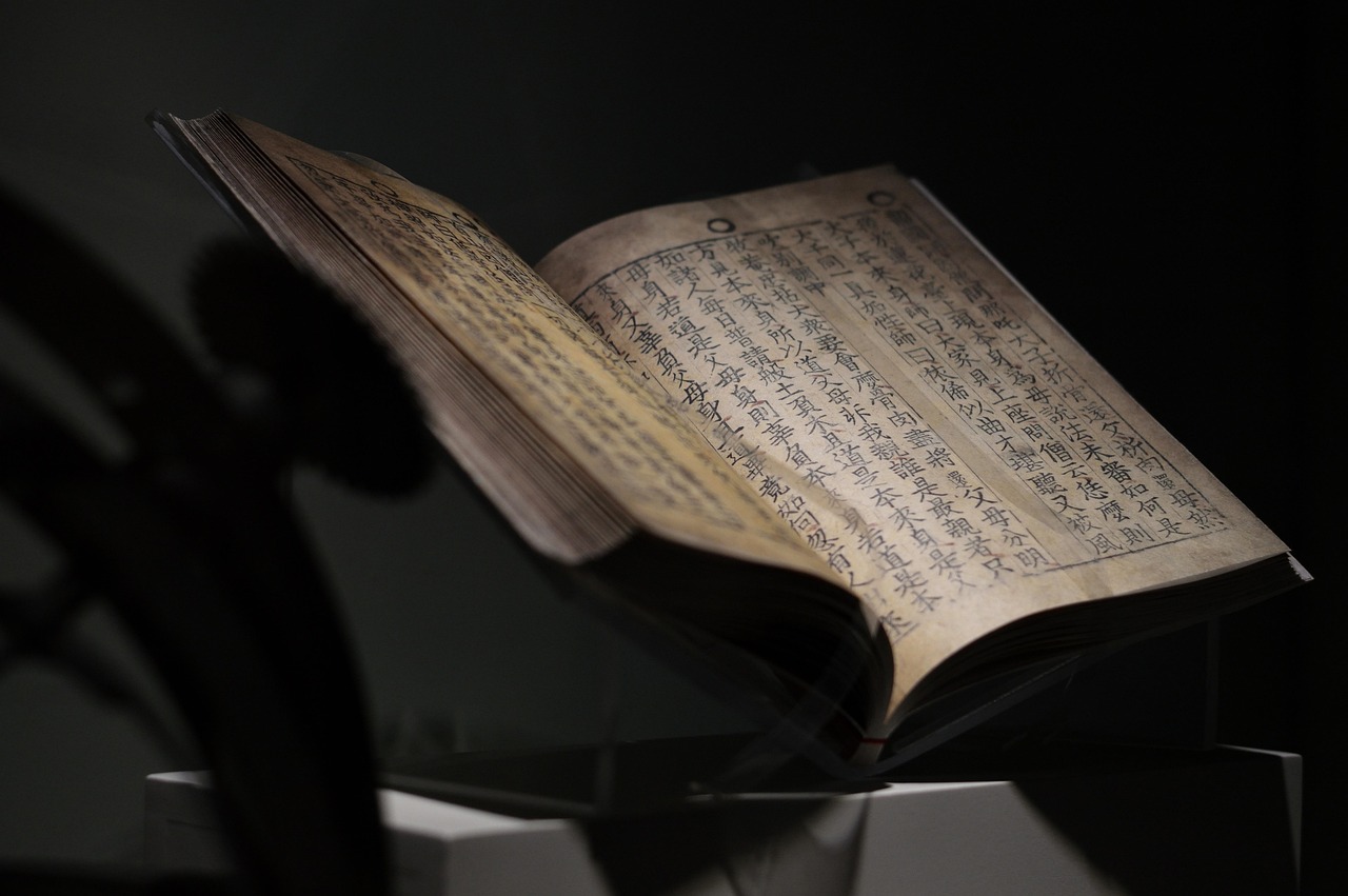 中国古代的教育可分为什麽和什么两大类-中国古代教育的优缺点
